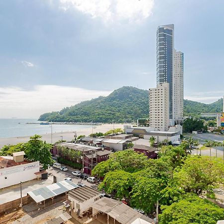 3 Suites Linda Vista Da Orla De Bc A 50M Da Praia - Somente Familiares Balneario Camboriu Dış mekan fotoğraf