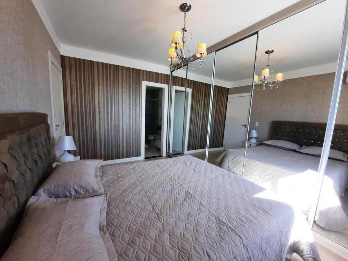 3 Suites Linda Vista Da Orla De Bc A 50M Da Praia - Somente Familiares Balneario Camboriu Dış mekan fotoğraf