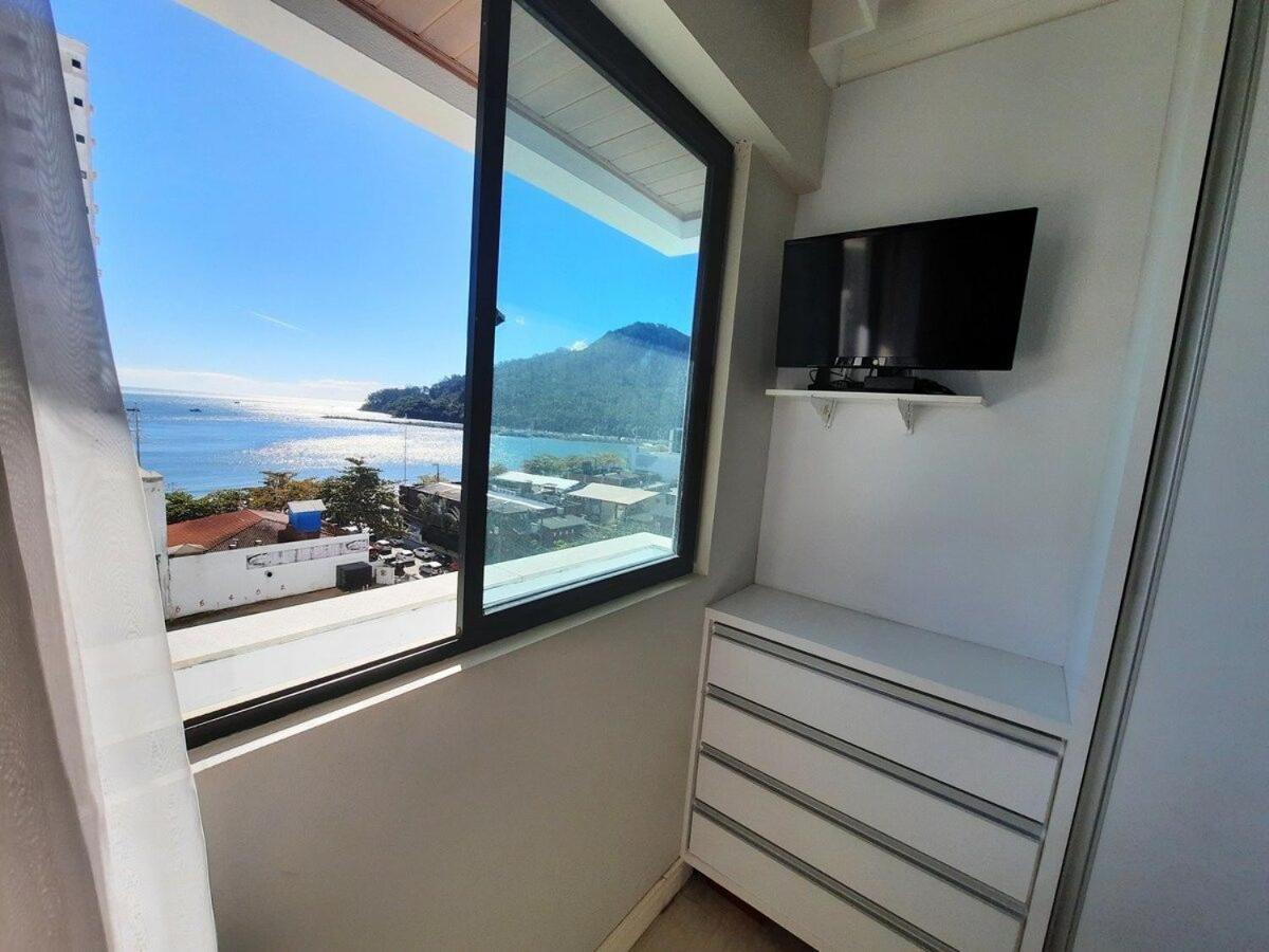 3 Suites Linda Vista Da Orla De Bc A 50M Da Praia - Somente Familiares Balneario Camboriu Dış mekan fotoğraf