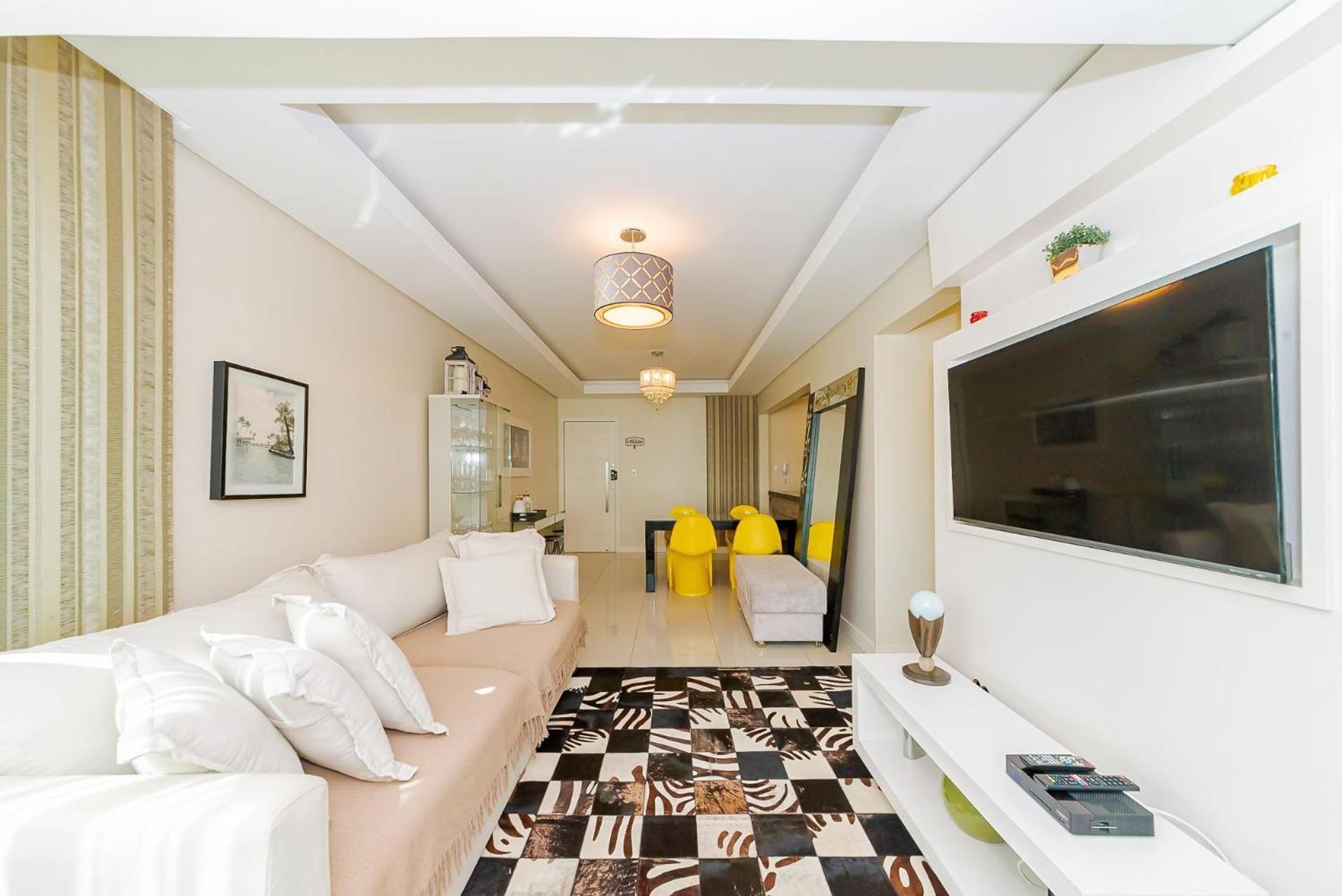 3 Suites Linda Vista Da Orla De Bc A 50M Da Praia - Somente Familiares Balneario Camboriu Dış mekan fotoğraf