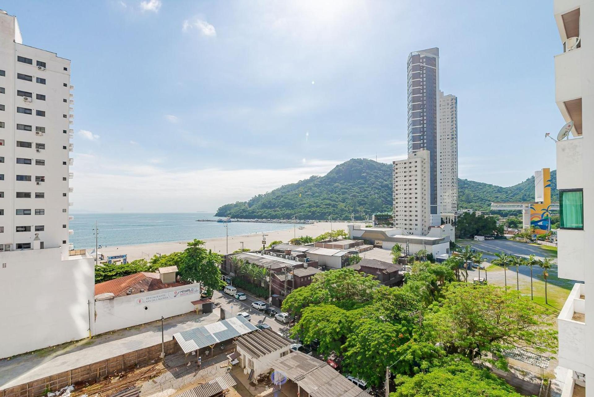 3 Suites Linda Vista Da Orla De Bc A 50M Da Praia - Somente Familiares Balneario Camboriu Dış mekan fotoğraf